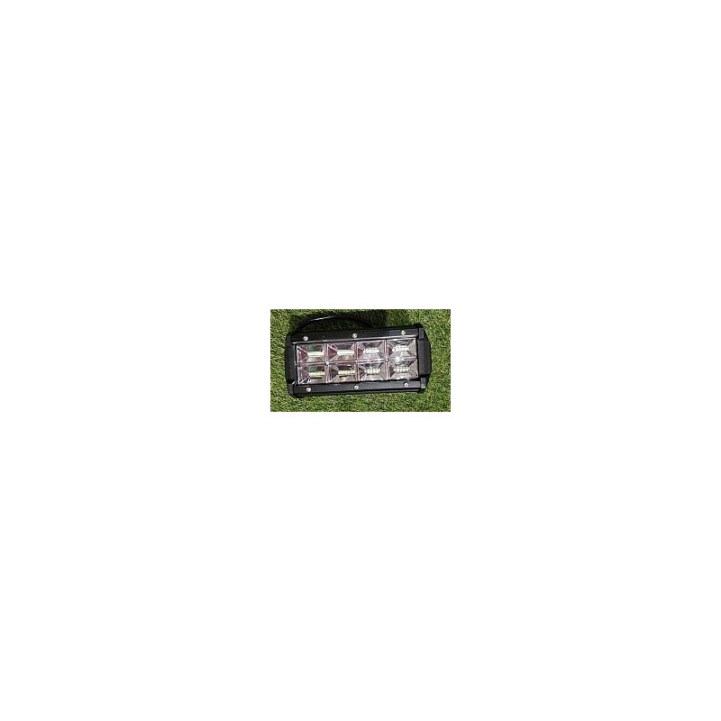 PROJECTEUR LED ALLUM 8 LAMP T-011